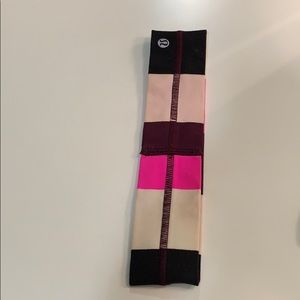 Lululemon striped head band